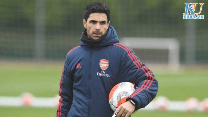 Premier League và EFL bị hoãn ở Anh - Scotland, Wales và Bắc Ireland tạm dừng các trận đấu