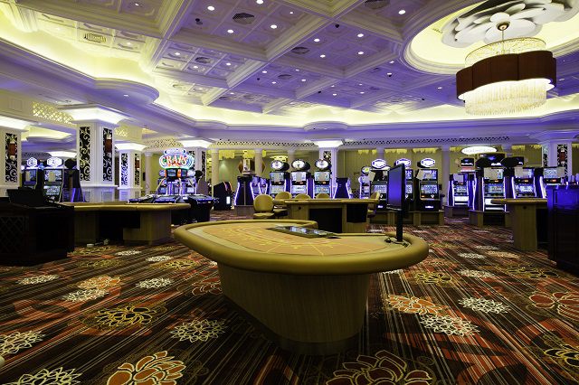 Khuôn viên bên trong Casino Hồ Tràm 