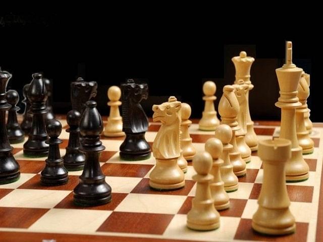 Bố cục bàn cờ tiêu chuẩn