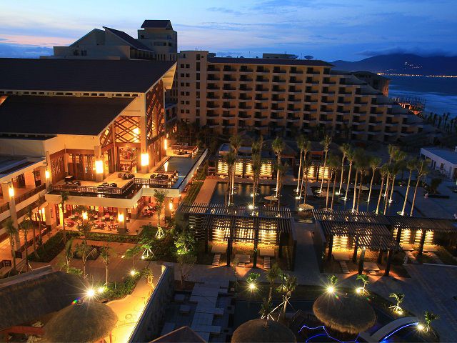 Crowne Plaza Danang International Club rất hoành tráng