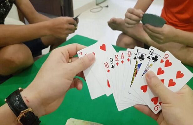game bài tiến lên miền tây