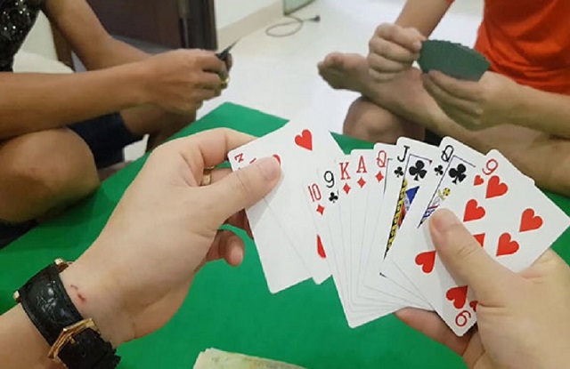 game bài tiến lên miền tây