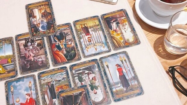 Có rất nhiều bài Tarot hiện nay. Những phần mềm này được biết đến với độ chính xác gần như tuyệt đối.