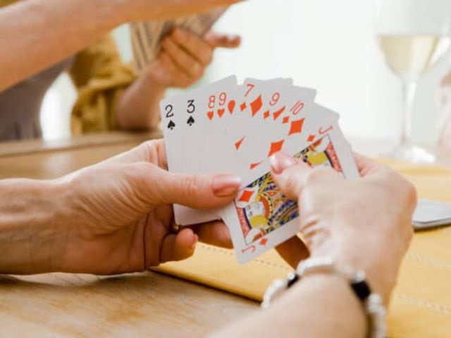 Cách sắp xếp thẻ theo cách giả mạo