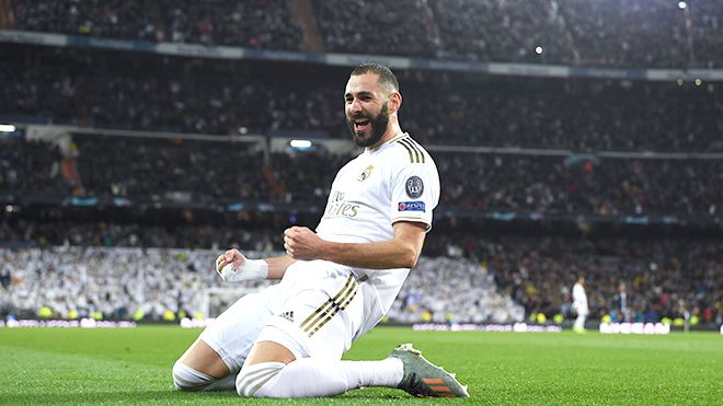Benzema hài lòng với Real