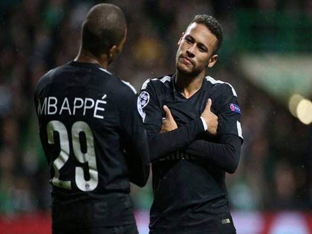 “Chào mừng đến với sân khấu của bạn.” Neymar nói