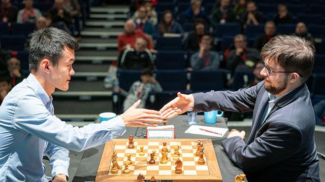 Aaron và thần đồng Trung Quốc Ding Liren