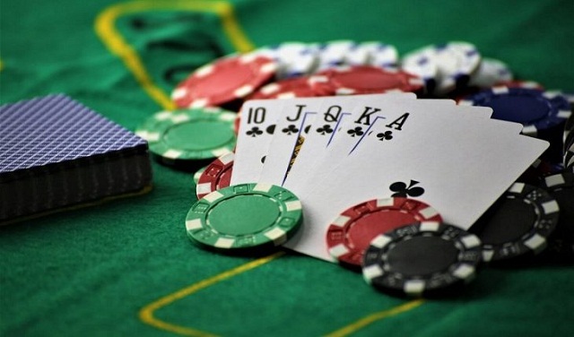 Có nhiều điểm tương đồng giữa luật chơi sâm và game tiến lên-Luat Choi Sam (luat choi sam)