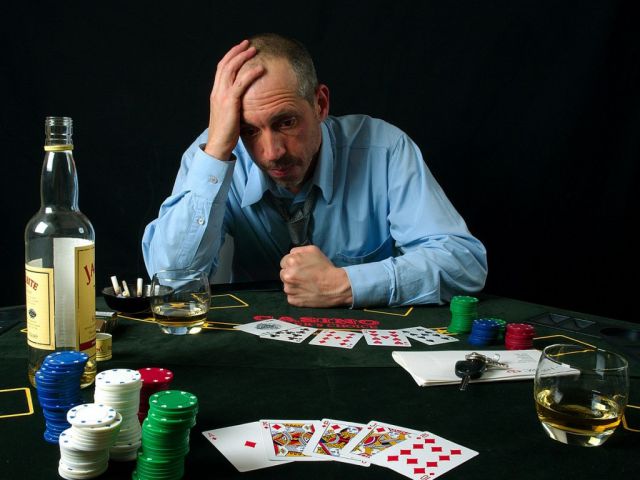 Người chơi thường thua khi chơi Baccarat trực tuyến vì nhiều lý do