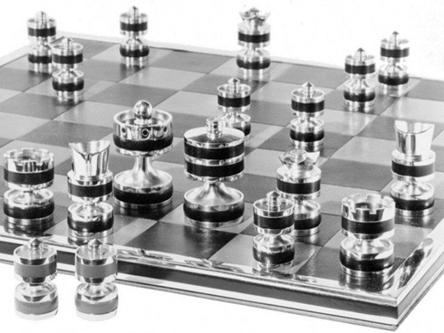 Bạn-đồng-vua-bạc-tưng-bừng
