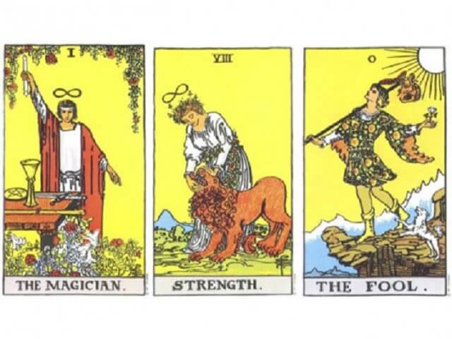 Cách đặt câu hỏi khi xem bài Tarot tình yêu