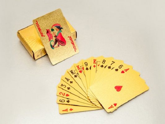 Bài tiến lên miền nam bắc sử dụng bộ bài tây 52 lá
