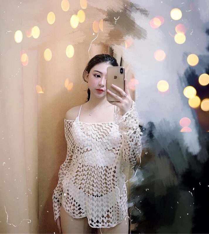 Nhan sắc rực rỡ của Suzie mc KU