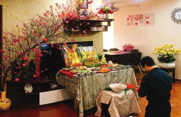 cúng giao thừa như thế nào <span class='marker'>phong độ</span> - Tư thế khấn chuẩn