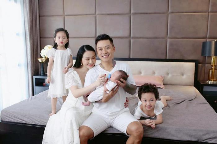 Giấc mơ làm ca sĩ có ý nghĩa gì? Cuộc chiến lớn nên là gì? 996732801