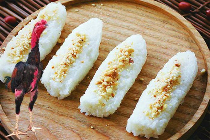 Trả lời câu hỏi cho gà ăn gì trước khi chọi?