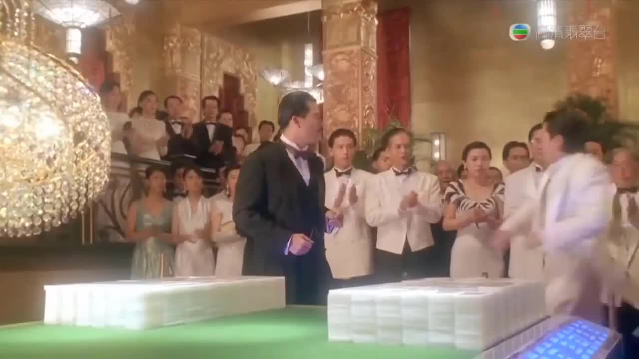 Clip-chau-tinh-tri-dau-than-bai-nuoc-phap