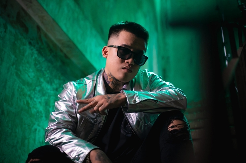 Trở lại công việc Khuê Mộc Lăng Hương Ly & Jombie G5R