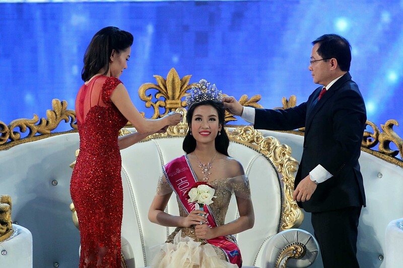 Đỗ Mỹ Linh là ai? Lộ diện danh tính chồng sắp cưới nhà Bầu Hiển đỗ mỹ linh đăng quang