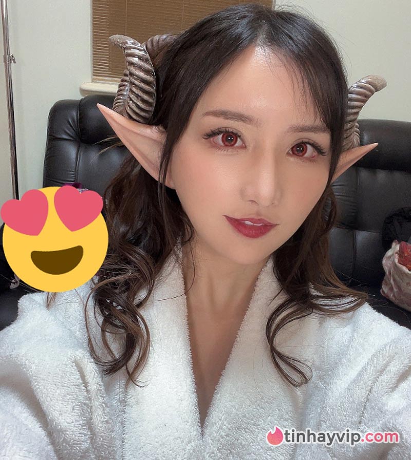 Yuyu Karen là ai? Karen 2 JAV Movie Code Lên trên